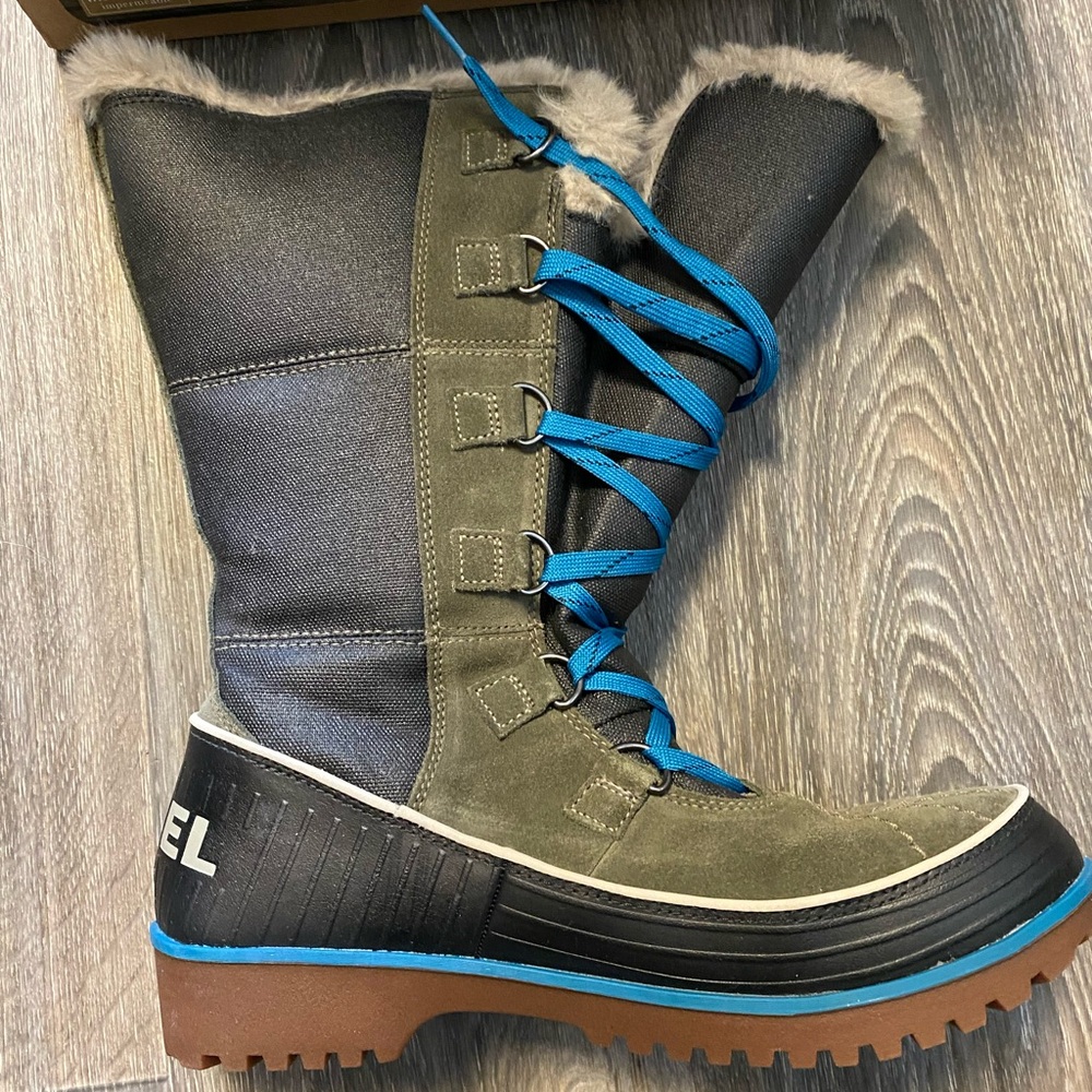 Sorel Tivoli high ll